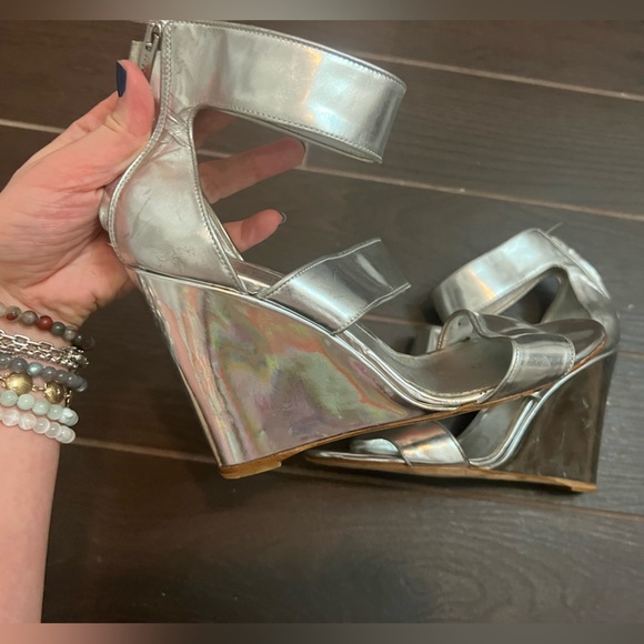 Sergio Rossi Metallic Wedges - Picture 9 of 9